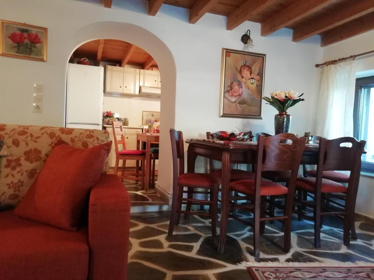 Cosy Lake House, Μια Ανάσα Πριν Τη Λίμνη Kalivia  Ngoại thất bức ảnh