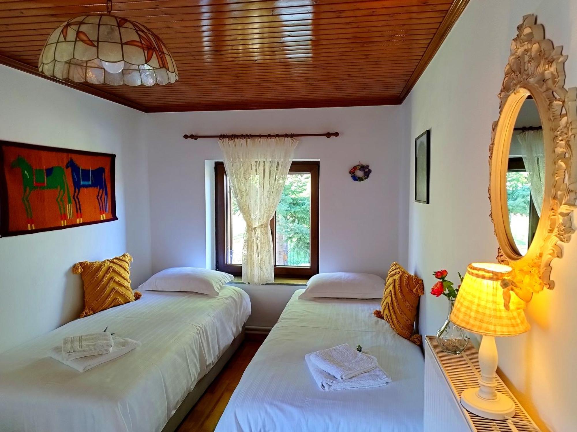 Cosy Lake House, Μια Ανάσα Πριν Τη Λίμνη Kalivia  Ngoại thất bức ảnh