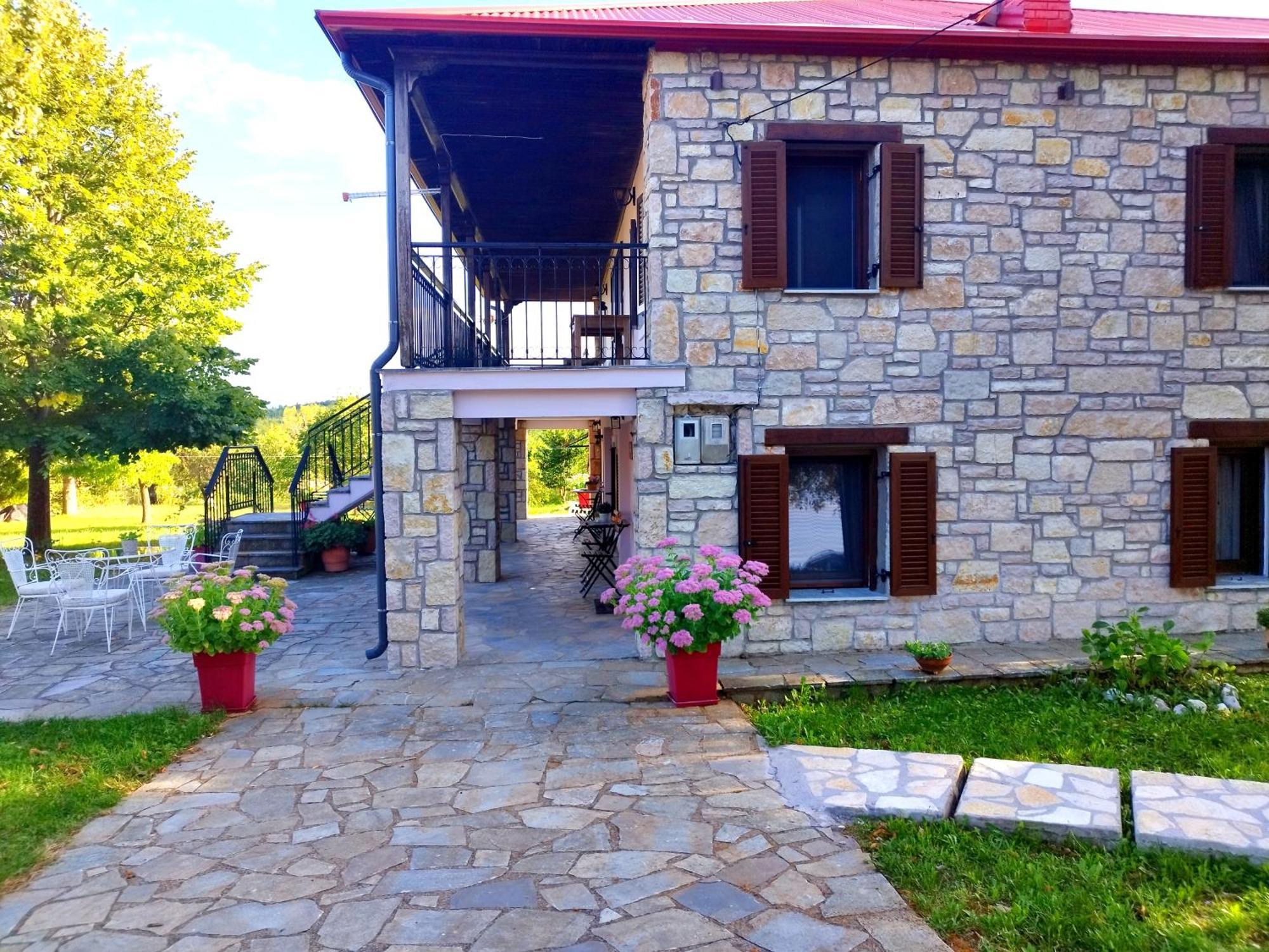 Cosy Lake House, Μια Ανάσα Πριν Τη Λίμνη Kalivia  Ngoại thất bức ảnh